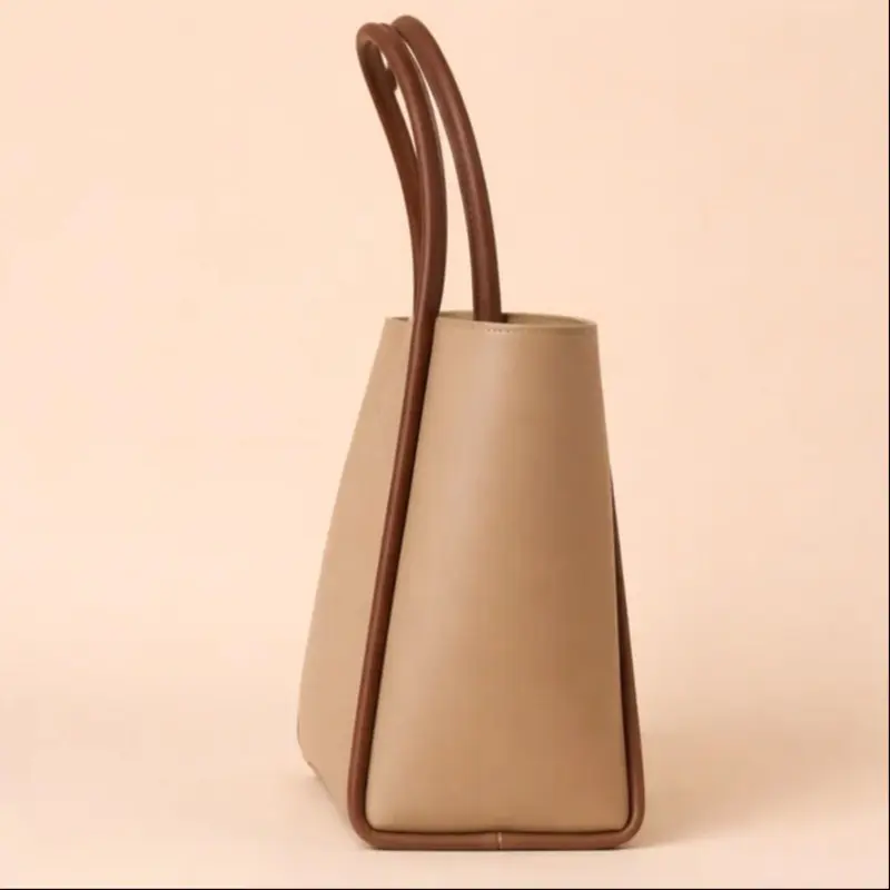 Elegant Beige Women’s Tote Handbag with Matching Pouch