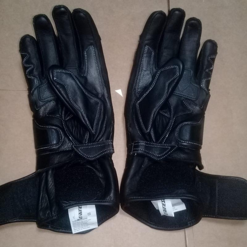 Premium Black Motorcycle Riding Gloves –